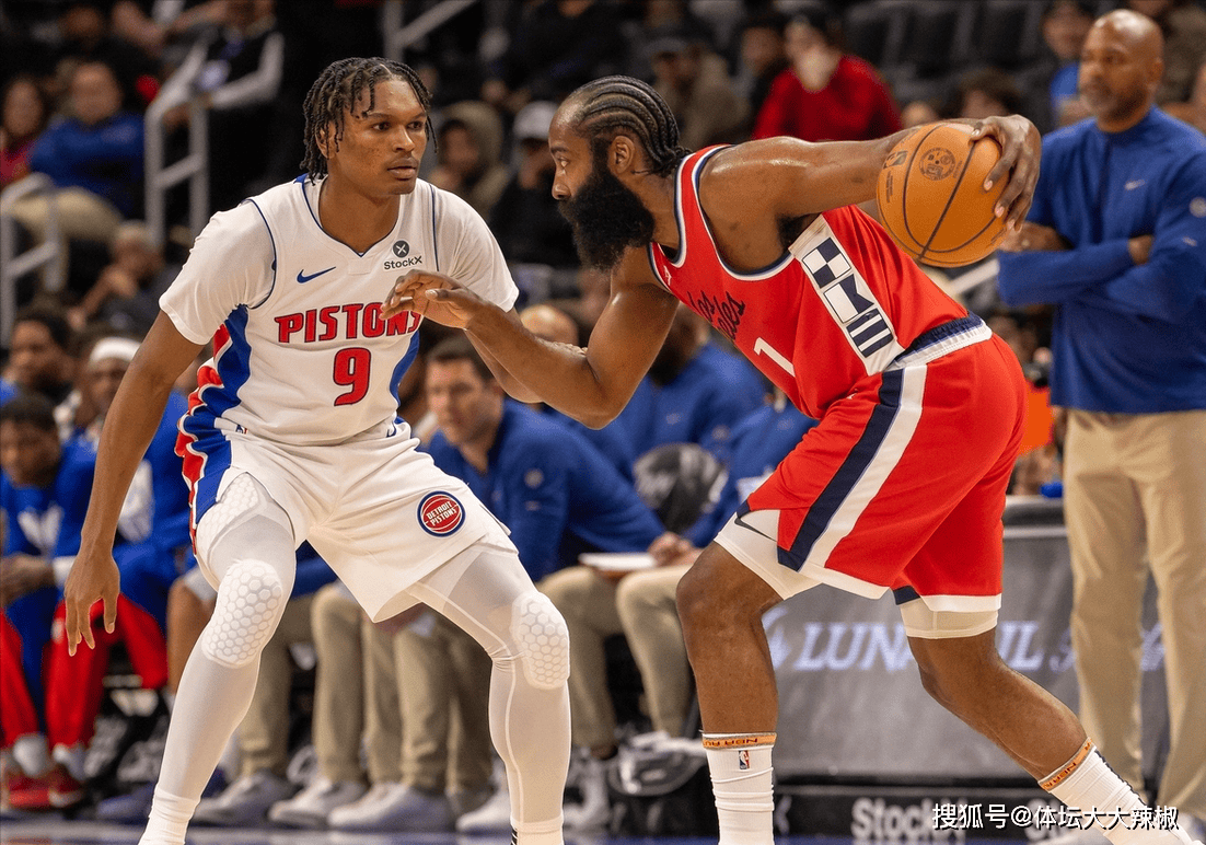 星空体育官方网站包含清晨突围战来临，布鲁克林篮网围绕意甲伤情更新，引发热议，赛程密集仍需轮换的词条