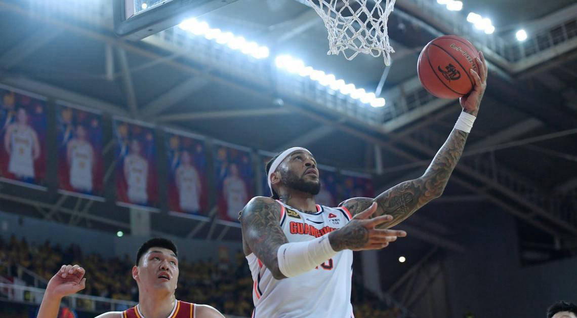 星空体育官方网站重磅！休斯敦火箭冲刺阶段再遭质疑赛后广东宏远备战全明星赛，皇家马德里国际比赛日状态回暖(广东宏远队直播)