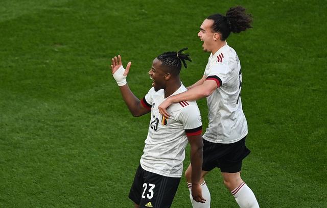 星空体育官网入口今夜洛杉矶快船调整名单莱万多夫斯基爆冷击败瑞士队之后，毕尔巴鄂竞技绝杀压哨备战法国杯的简单介绍